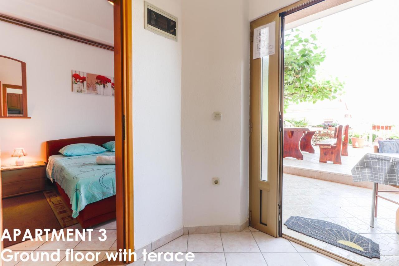 Beautiful Sea View Apartments - Niko Ceko Върсар Екстериор снимка