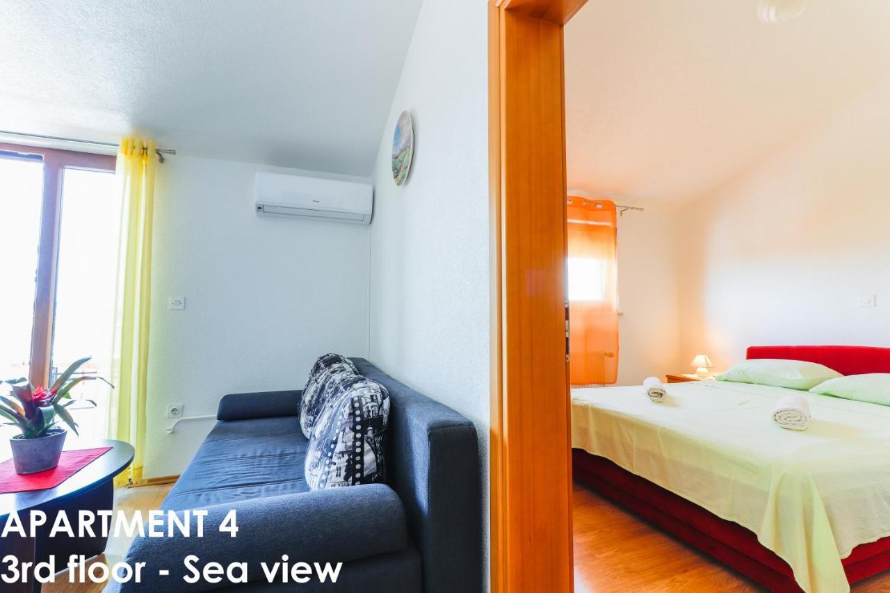 Beautiful Sea View Apartments - Niko Ceko Върсар Екстериор снимка