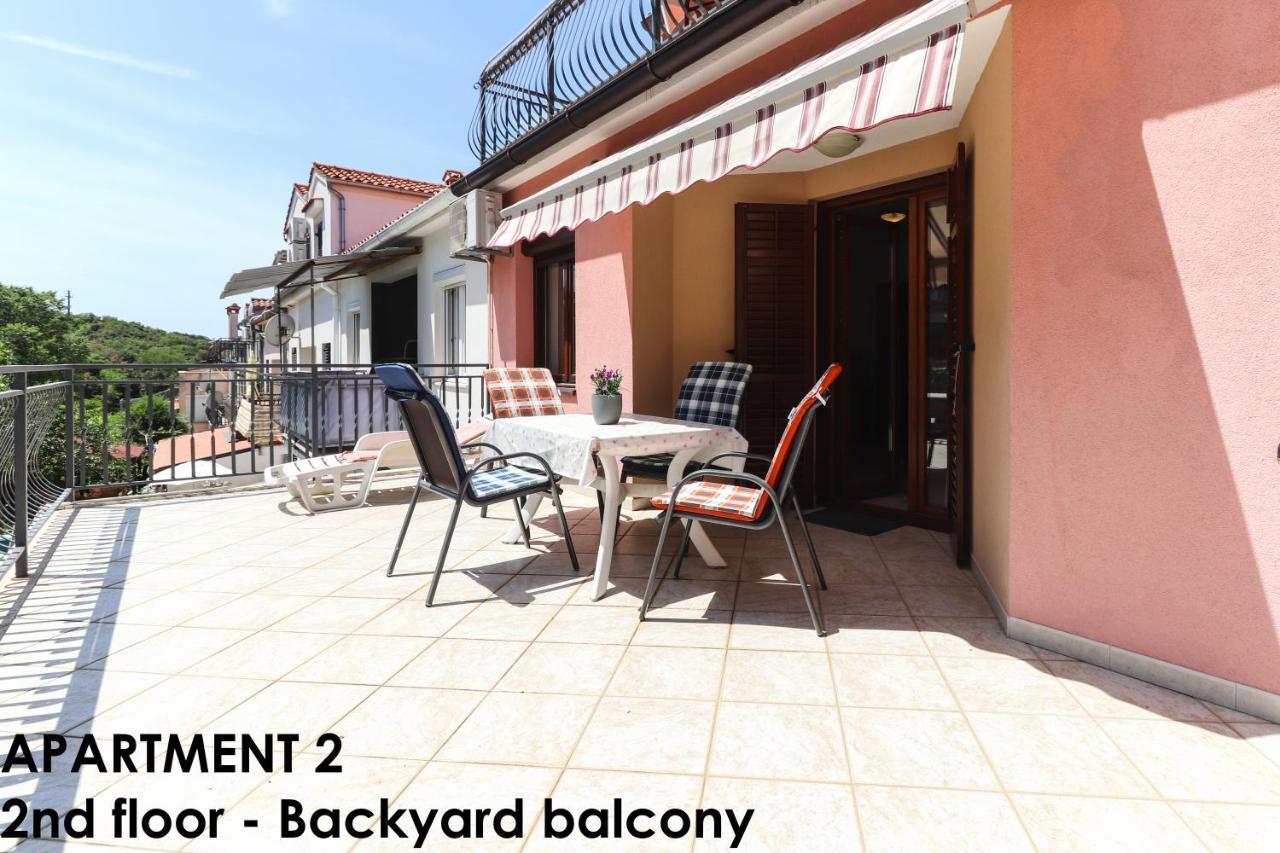 Beautiful Sea View Apartments - Niko Ceko Върсар Екстериор снимка