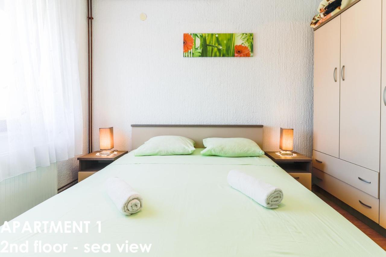 Beautiful Sea View Apartments - Niko Ceko Върсар Екстериор снимка